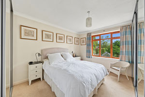 Principal bedroom- click for photo gallery